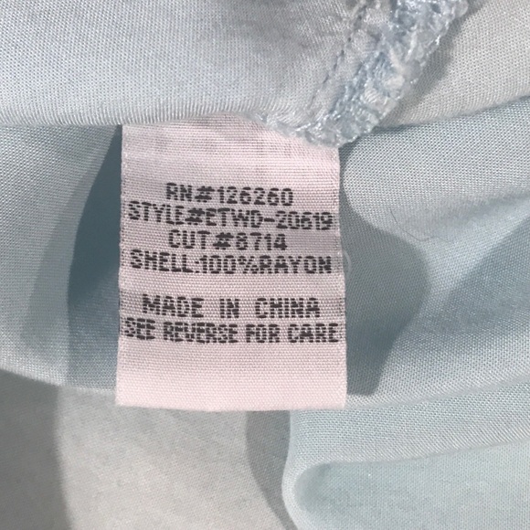 Velvet Heart Women’s Medium Blue Button Front Tunic Top Roll Tab Sleeves - Picture 11 of 16